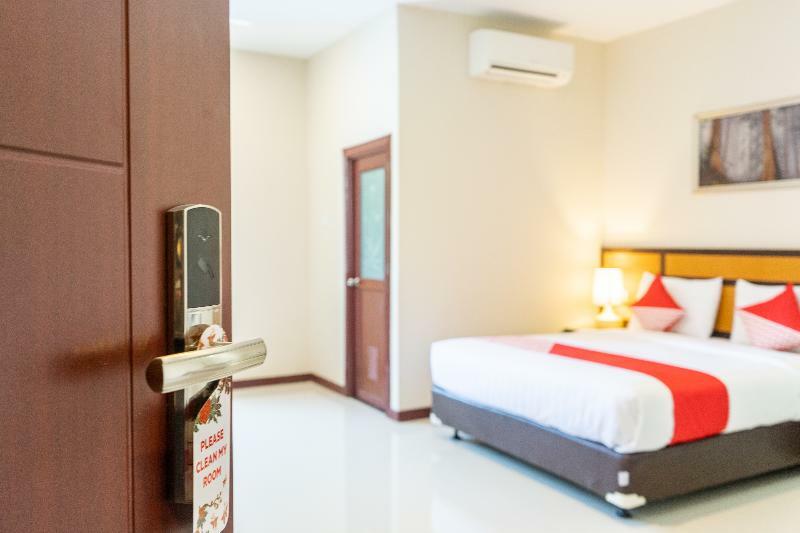 Hokkie Hotel Punggur Kabil Nongsa Batam Экстерьер фото